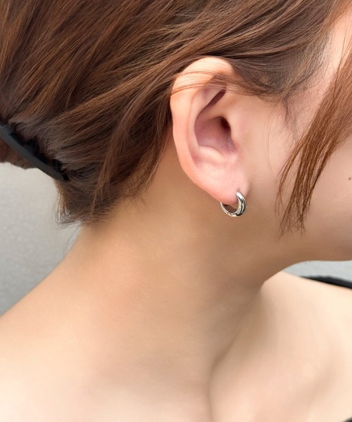 Phoebe（フィービィー）の「【SPECIAL SET】『金属アレルギー対応』メタルオーラフープペアピアス/ステンレス（ピアス（両耳用）・レディース・シルバー/シルバー×ゴールド/イエローゴールド・FREE）」の10枚目の写真
