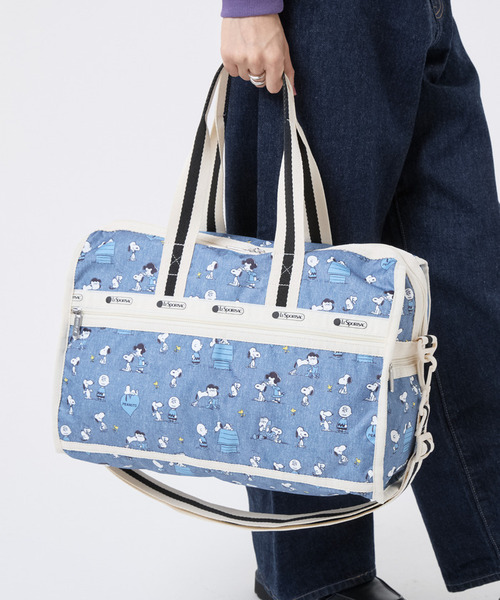 LeSportsac（レスポートサック）の「DELUXE MED WEEKENDER ピーナッツハッピーパルズ（ボストンバッグ・レディース・ブルー・FREE）」の13枚目の写真
