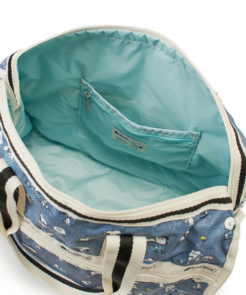 LeSportsac（レスポートサック）の「DELUXE MED WEEKENDER ピーナッツハッピーパルズ（ボストンバッグ・レディース・ブルー・FREE）」の5枚目の写真