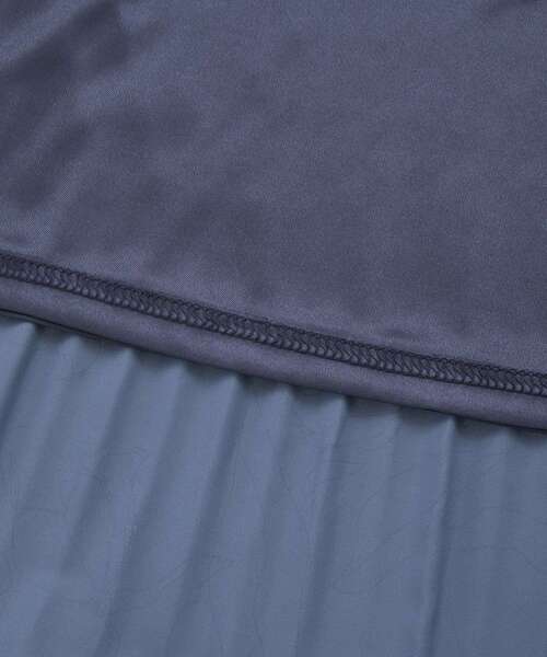 YECCA VECCA(イェッカヴェッカ)の「ラインボタニカル柄プリーツワンピース(ワンピース・レディース・ブルー/ダークベージュ・FREE)」の14枚目の写真