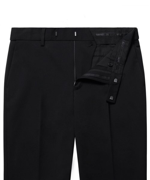 MUSINSA STANDARD（ムシンサスタンダード）の「スキニー隠しバンディングクロップドスラックス[ブラック]（スラックス・メンズ・その他・34/26/27/28/29）」の12枚目の写真