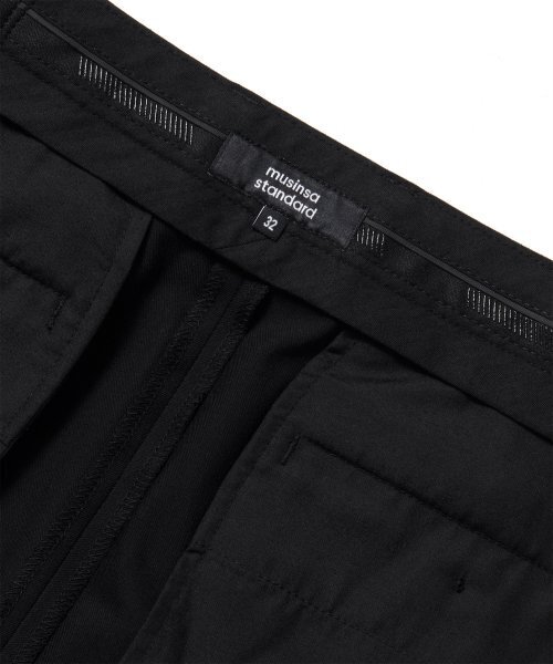MUSINSA STANDARD（ムシンサスタンダード）の「スキニー隠しバンディングクロップドスラックス[ブラック]（スラックス・メンズ・その他・34/26/27/28/29）」の7枚目の写真
