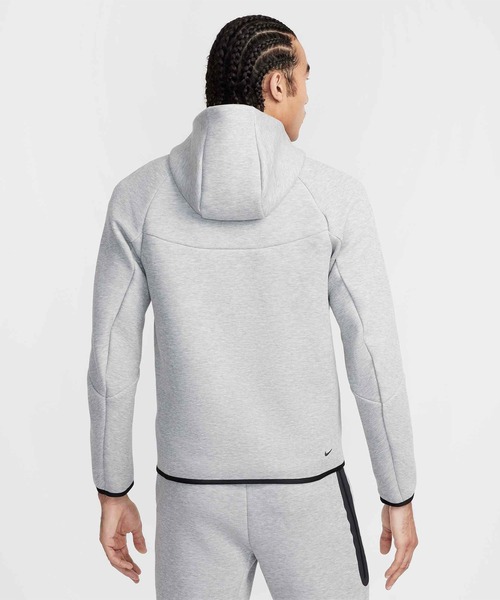 NIKE(ナイキ)の「NIKE/ナイキ AS M NK TCH FLC FZ WR HOO パーカー/フルジップ HV0950-010/HV0950-063(パーカー・メンズ・ブラック/ダークグレー・2XL/XL/L/M/S/XS)」の15枚目の写真