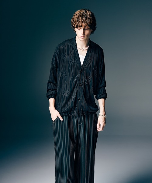 glamb(グラム)の「Willow Crepe Cardigan / ウィロークレープカーディガン(カーディガン/ボレロ・メンズ・ホワイト/ブラック・S/M/L)」の8枚目の写真