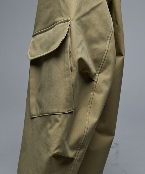 TAION(タイオン)の「TAIONライナー スタンドカラー シェルジャケット / ショートブルゾン(ブルゾン・メンズ・ブラック/ベージュ/カーキ・46/48)」の9枚目の写真