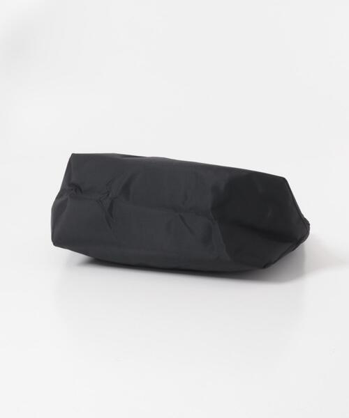 URBAN RESEARCH ROSSO WOMEN(アーバンリサーチ ロッソ)の「TRIFFER ナイロンステッチBAG(トートバッグ・レディース・オリーブ/ブラック・FREE)」の6枚目の写真