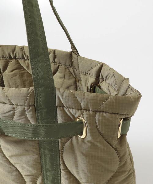 URBAN RESEARCH ROSSO WOMEN(アーバンリサーチ ロッソ)の「TRIFFER ナイロンステッチBAG(トートバッグ・レディース・オリーブ/ブラック・FREE)」の10枚目の写真