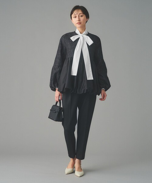 UNITED ARROWS(ユナイテッドアローズ)の「タックフリル ボウ ブラウス(シャツ/ブラウス・レディース・ライトブルー/ネイビー/ホワイト・FREE)」の8枚目の写真