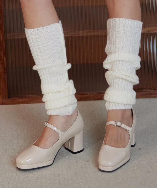 CESTI(セスティ)の「ドレスアップバックルプラットフォームパンプスヒール (ライトベージュ)(パンプス・レディース・オートミール・22.5cm/23cm/23.5cm/24cm/24.5cm/25cm)」の5枚目の写真
