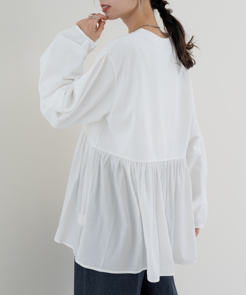 refinedworks（リファインドワークス）の「【refinedworks】 立体シルエット が魅力の ランタン スリーブ プルオーバー（Tシャツ/カットソー・レディース・ホワイト/グレー/チャコールグレー・FREE）」の9枚目の写真