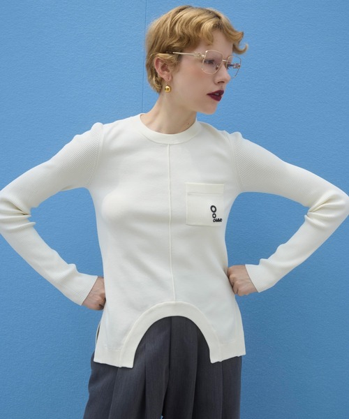OMMO(オーエムエムオー)の「CIRCLE CUT CREW NECK KT TOP(ニット/セーター・レディース・ブルー/グレー/ブラック/ピンク/ボルドー/ホワイト・F)」の2枚目の写真