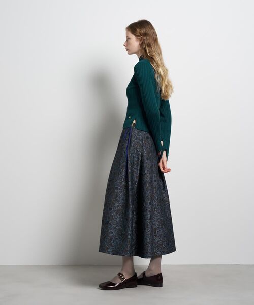 LANVIN en Bleu(ランバンオンブルー)の「ランダムリブハイネックニット(ニット/セーター・レディース・グリーン/イエロー/ブラック/オフホワイト・38)」の6枚目の写真