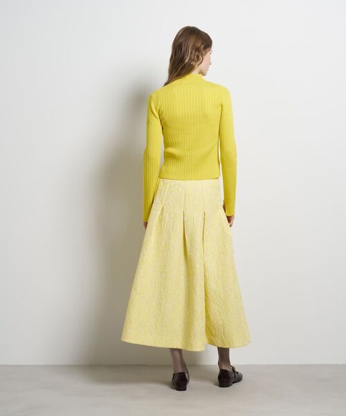 LANVIN en Bleu(ランバンオンブルー)の「ランダムリブハイネックニット(ニット/セーター・レディース・グリーン/イエロー/ブラック/オフホワイト・38)」の15枚目の写真