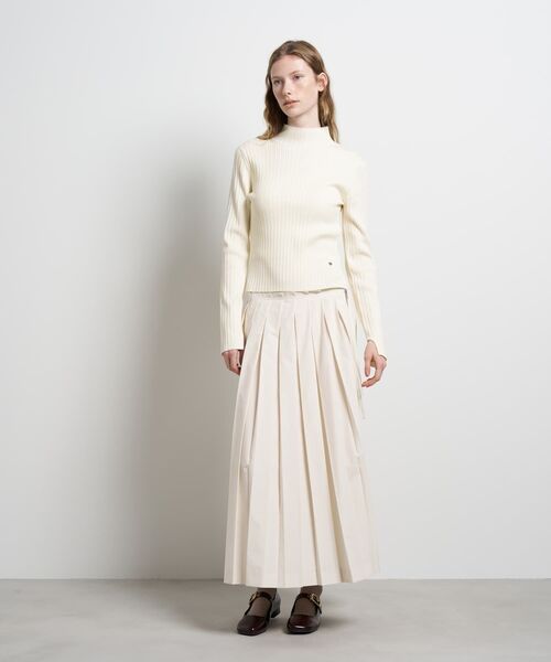 LANVIN en Bleu(ランバンオンブルー)の「ランダムリブハイネックニット(ニット/セーター・レディース・グリーン/イエロー/ブラック/オフホワイト・38)」の21枚目の写真
