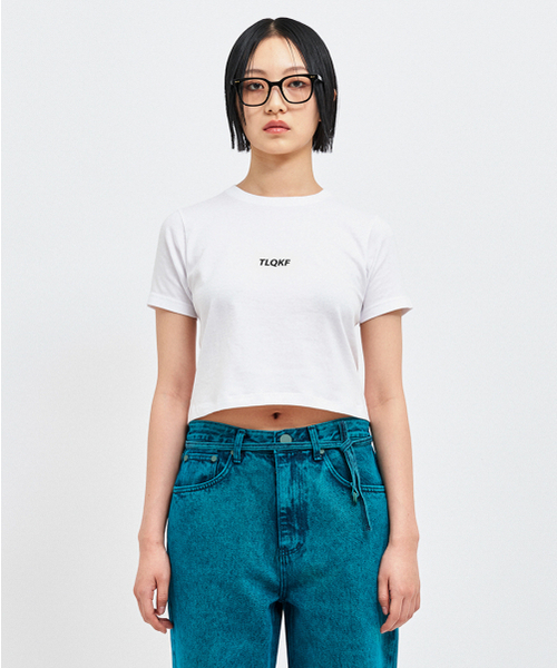 C WEAR BY THE GENIUS(シーウェアバイザジーニアス)の「ユギョフィット TLQKF クロップTシャツ(Tシャツ/カットソー・レディース・その他・size1)」の1枚目の写真
