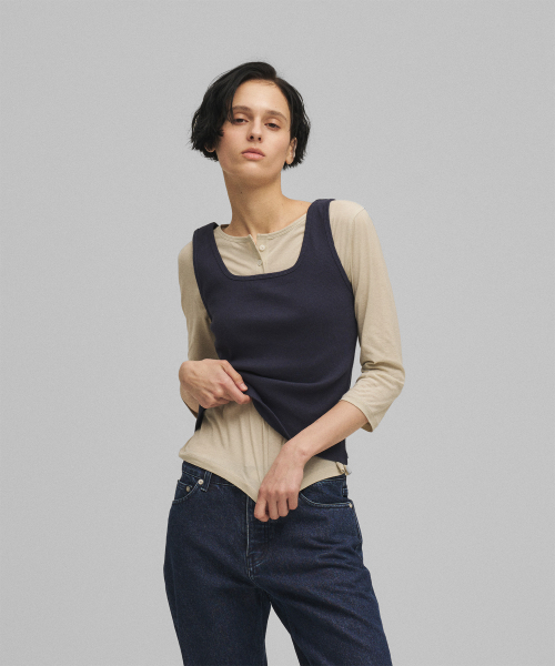 ANOTHER OFFICE WOMEN(アナザー オフィス ウーマン)の「w. Scoop Neck Tank (Navy)(Tシャツ/カットソー・レディース・その他・FREE)」の2枚目の写真