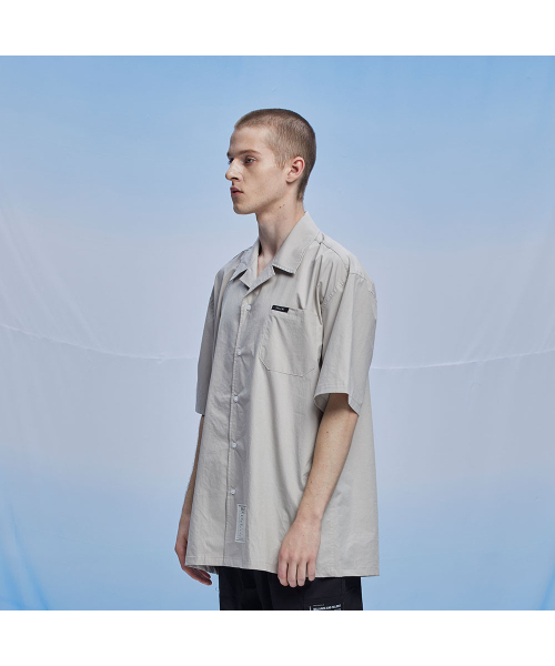 BALANT（バラント）の「オープンカラークラシックラベルシャツ - ベージュ（シャツ/ブラウス・メンズ・その他・MEDIUM/LARGE）」の2枚目の写真