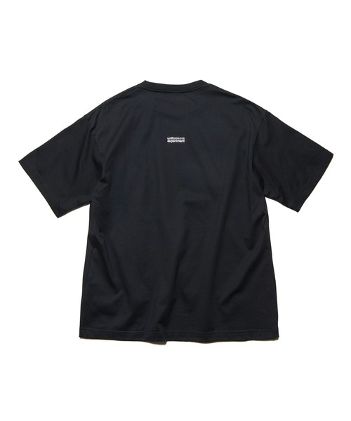 uniform experiment(ユニフォームエクスペリメント)の「MICHAEL CHERNO: NARCISSUS TEE(Tシャツ/カットソー・メンズ・ブラック/ホワイト・3/2/1/5/4)」の4枚目の写真