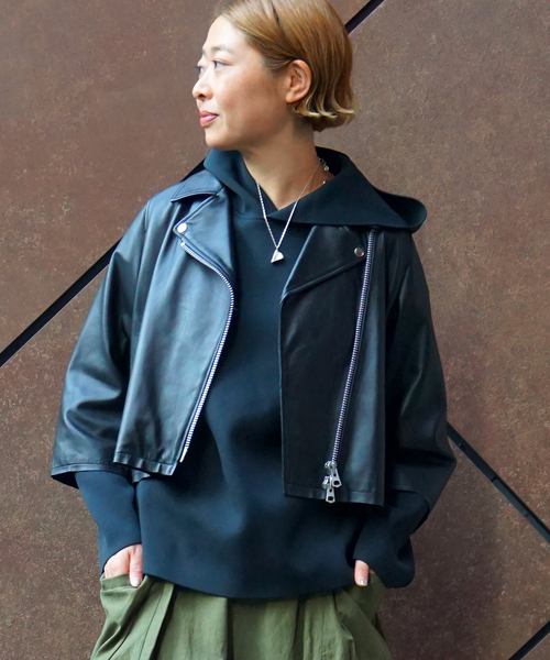 JOURNAL STANDARD LUXE（ジャーナルスタンダード　ラックス）の「《追加2》レザー ショートライダースジャケット（ライダースジャケット・レディース・ブラック/ブラウン・FREE）」の6枚目の写真