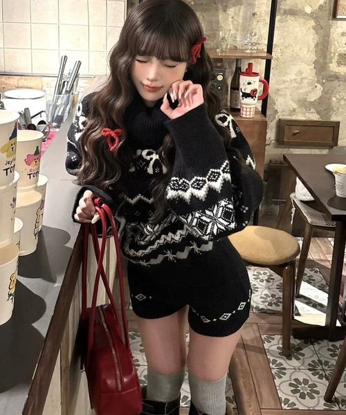 inst.ALL(インストール)の「リボンノルディック柄ドルマンニット×ショートパンツセット(セットアップ・レディース・ブラック・M)」の13枚目の写真