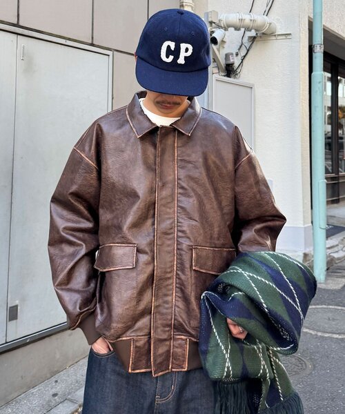 CIAOPANIC(チャオパニック)の「ヴィンテージライクレザージャケット(ブルゾン・レディース・ブラウン/キャメル/ブラック・MEDIUM/LARGE)」の13枚目の写真