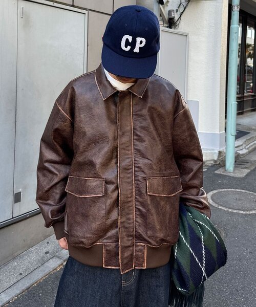 CIAOPANIC(チャオパニック)の「ヴィンテージライクレザージャケット(ブルゾン・レディース・ブラウン/キャメル/ブラック・MEDIUM/LARGE)」の14枚目の写真