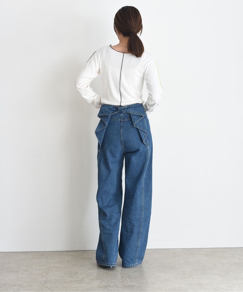 Eimee Law(エイミーロウ)の「バックリボンディテールストレートデニム(デニムパンツ・レディース・ブルー・SMALL/MEDIUM)」の4枚目の写真