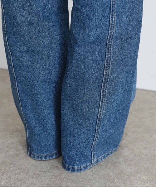 Eimee Law(エイミーロウ)の「バックリボンディテールストレートデニム(デニムパンツ・レディース・ブルー・SMALL/MEDIUM)」の15枚目の写真