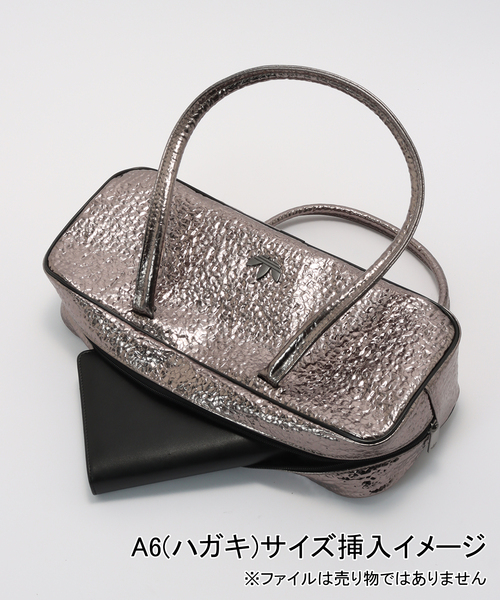 JOINT WORKS（ジョイントワークス）の「adidas originals / アディダス オリジナルス ADICOLOR ELONGATED AIRLINER METAL（ハンドバッグ・レディース・チャコールグレー・FREE）」の6枚目の写真