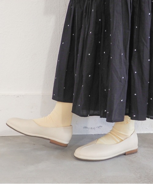 あしながおじさん（アシナガオジサン）の「1610051（スリッポン・レディース・アイボリー/ブラック・24.5cm/24cm/23.5cm/23cm/22.5cm）」の11枚目の写真