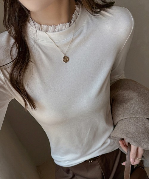 ONEP STAR(ワンピスター)の「フリルネック×袖口デザインカットソー(Tシャツ/カットソー・レディース・ホワイト/ブラック/グレー・MEDIUM/X-LARGE/LARGE)」の19枚目の写真