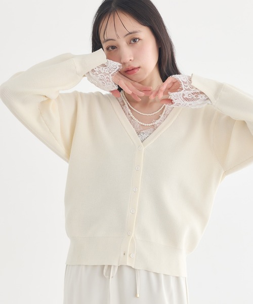 earth music&ecology(アースミュージックアンドエコロジー)の「レーストリムカーディガン(カーディガン/ボレロ・レディース・ブラック/グレー/オフホワイト・FREE)」の2枚目の写真