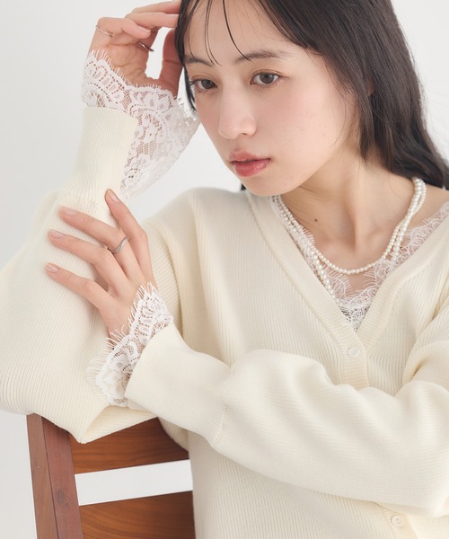 earth music&ecology(アースミュージックアンドエコロジー)の「レーストリムカーディガン(カーディガン/ボレロ・レディース・ブラック/グレー/オフホワイト・FREE)」の14枚目の写真