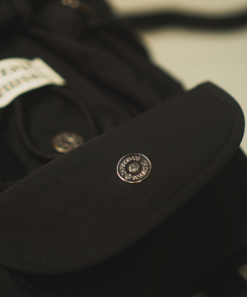 MASMARULEZ（マスマルールズ）の「[INT] Mini flap backpack _ Black（バックパック/リュック・レディース・その他・FREE）」の10枚目の写真
