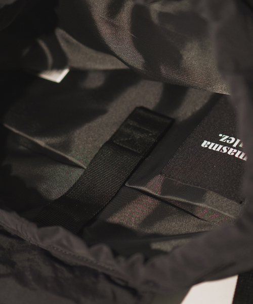 MASMARULEZ（マスマルールズ）の「[INT] Mini flap backpack _ Black（バックパック/リュック・レディース・その他・FREE）」の11枚目の写真