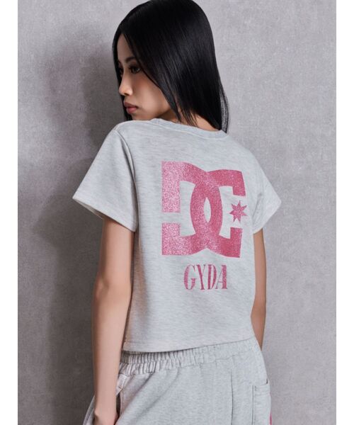 DC（ディーシー）の「GYDA×DC SPARKLE LOGOショートTシャツ（Tシャツ/カットソー・レディース・グレー/オフホワイト/ブラック/ピンク・FREE）」の5枚目の写真
