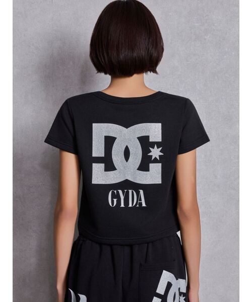 DC(ディーシー)の「GYDA×DC SPARKLE LOGOショートTシャツ(Tシャツ/カットソー・レディース・グレー/オフホワイト/ブラック/ピンク・FREE)」の8枚目の写真