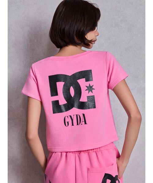 DC(ディーシー)の「GYDA×DC SPARKLE LOGOショートTシャツ(Tシャツ/カットソー・レディース・グレー/オフホワイト/ブラック/ピンク・FREE)」の15枚目の写真