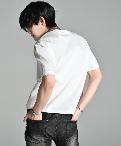 ADRER（アドラー）の「THE BASIC TEE / Cool Touch × Sweat Proof / ザ ベーシック ティー / 接触冷感 × 汗シミ防止（Tシャツ/カットソー・メンズ・ホワイト/グレー/ブラック/ネイビー/レッド・L/M/S/XS）」の10枚目の写真