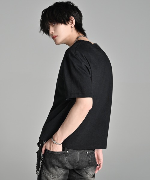 ADRER（アドラー）の「THE BASIC TEE / Cool Touch × Sweat Proof / ザ ベーシック ティー / 接触冷感 × 汗シミ防止（Tシャツ/カットソー・メンズ・ホワイト/グレー/ブラック/ネイビー/レッド・L/M/S/XS）」の16枚目の写真