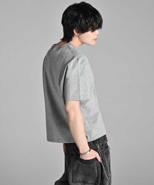 ADRER（アドラー）の「THE BASIC TEE / Cool Touch × Sweat Proof / ザ ベーシック ティー / 接触冷感 × 汗シミ防止（Tシャツ/カットソー・メンズ・ホワイト/グレー/ブラック/ネイビー/レッド・L/M/S/XS）」の21枚目の写真