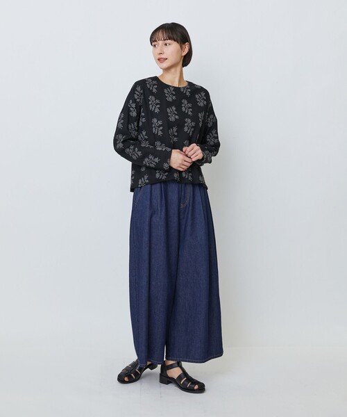 LOISIR(ロワズィール)の「綿麻ライトデニムボトルシルエットパンツ(デニムパンツ・レディース・ライトインディゴブルー/インディゴブルー・FREE)」の4枚目の写真