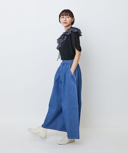 LOISIR(ロワズィール)の「綿麻ライトデニムボトルシルエットパンツ(デニムパンツ・レディース・ライトインディゴブルー/インディゴブルー・FREE)」の12枚目の写真