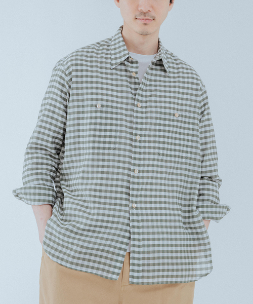 EDIFICE(エディフィス)の「ETS.MATERIAUX(マテリオ) US ネイビー シャツ(シャツ/ブラウス・メンズ・ブラウン系その他/グリーン/ブルー系その他・2/3)」の2枚目の写真