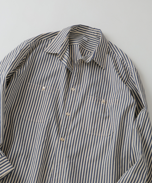 EDIFICE(エディフィス)の「ETS.MATERIAUX(マテリオ) US ネイビー シャツ(シャツ/ブラウス・メンズ・ブラウン系その他/グリーン/ブルー系その他・2/3)」の8枚目の写真