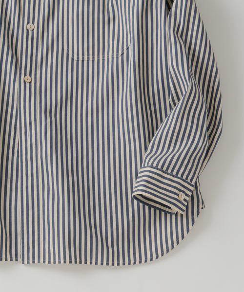 EDIFICE(エディフィス)の「ETS.MATERIAUX(マテリオ) US ネイビー シャツ(シャツ/ブラウス・メンズ・ブラウン系その他/グリーン/ブルー系その他・2/3)」の7枚目の写真