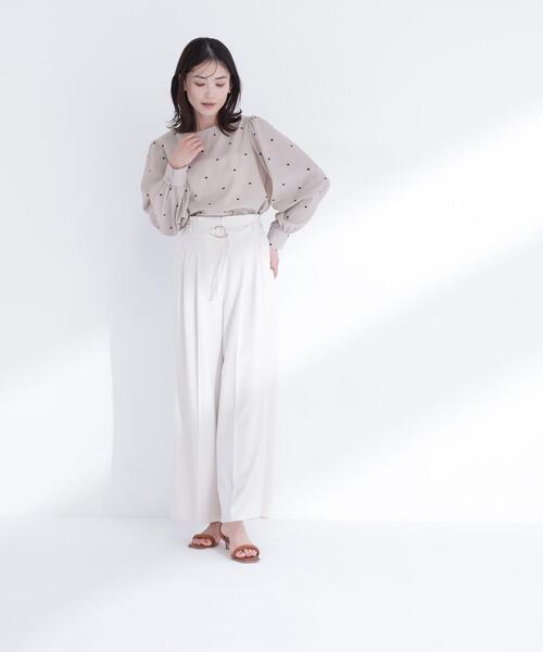 NATURAL BEAUTY BASIC（ナチュラルビューティーベーシック）の「◇ドット刺繍ブラウス（シャツ/ブラウス・レディース・ホワイト系その他/ベージュ系その他/ブルー・FREE）」の15枚目の写真