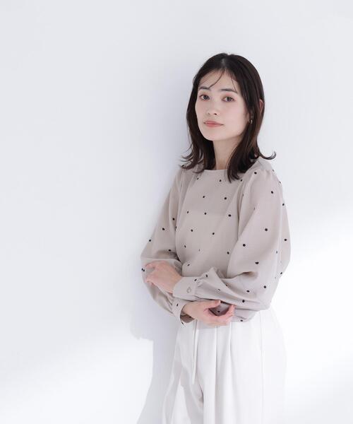 NATURAL BEAUTY BASIC（ナチュラルビューティーベーシック）の「◇ドット刺繍ブラウス（シャツ/ブラウス・レディース・ホワイト系その他/ベージュ系その他/ブルー・FREE）」の20枚目の写真