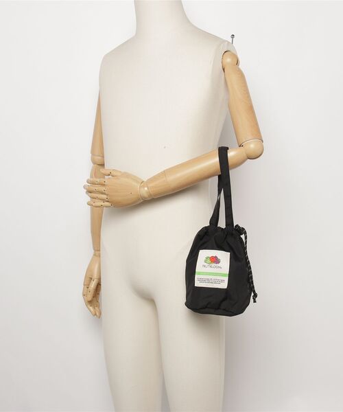 FRUIT OF THE LOOM（フルーツオブザルーム）の「【FRUIT OF THE LOOM/フルーツオブザルーム】NYLON DRAWSTRING BAG / ナイロンドロストリングバッグ（ハンドバッグ・レディース・ピンク/ブルー/ネイビー/ミント/ブラック・FREE）」の9枚目の写真