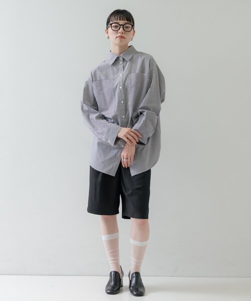 GALLEST(ギャレスト)の「Timeless|ビッグポケットフォルムシャツ(シャツ/ブラウス・レディース・ホワイト/オレンジ系/ブラック系2/ナチュラル/ブルー系7・38/34)」の22枚目の写真